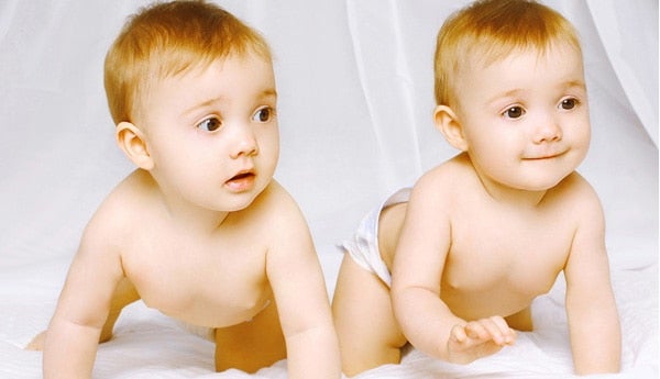Huit Idees Recues Sur Les Jumeaux De 0 A 6 Mois Guigoz Huit Idees Recues Sur Les Jumeaux De 0 A 6 Mois Guigoz