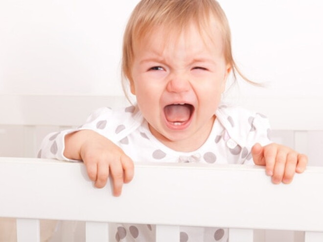 larmes d'un enfant en colère larmes d'un enfant en colère