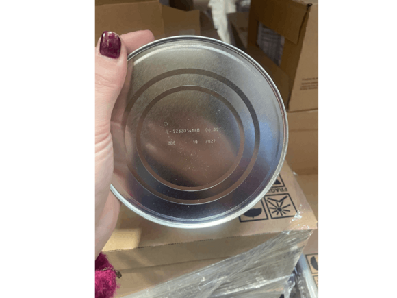 Photo produit + photo sous la boite du numéro de lot correspondant