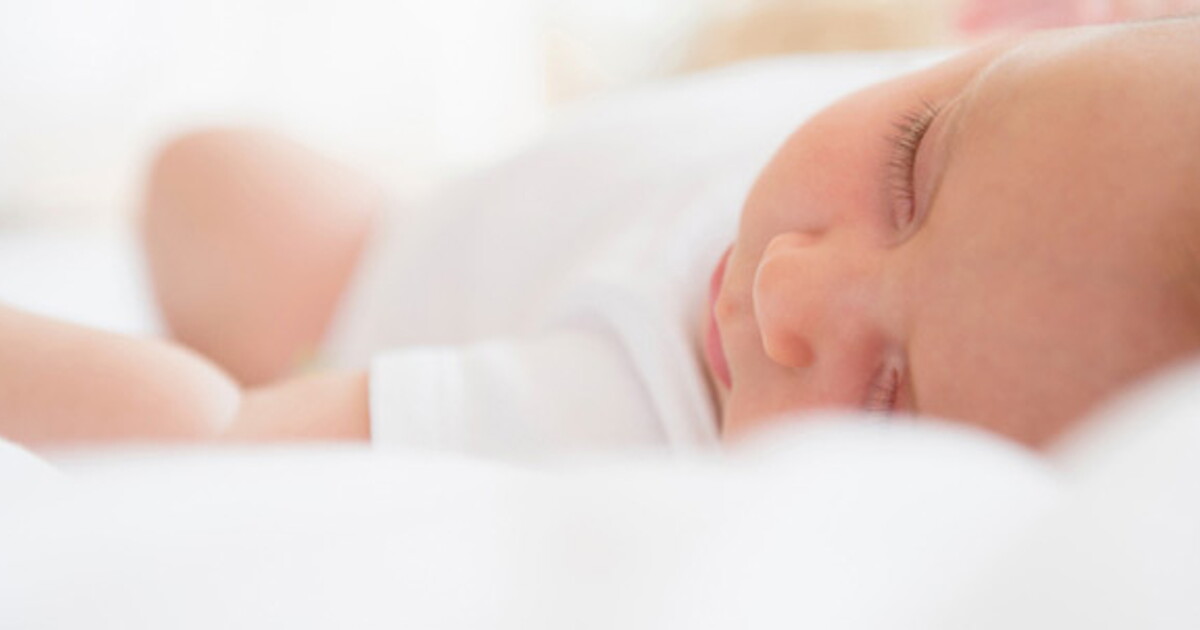 Quand bébé fait ses nuits : tout savoir sur le sommeil des bébés